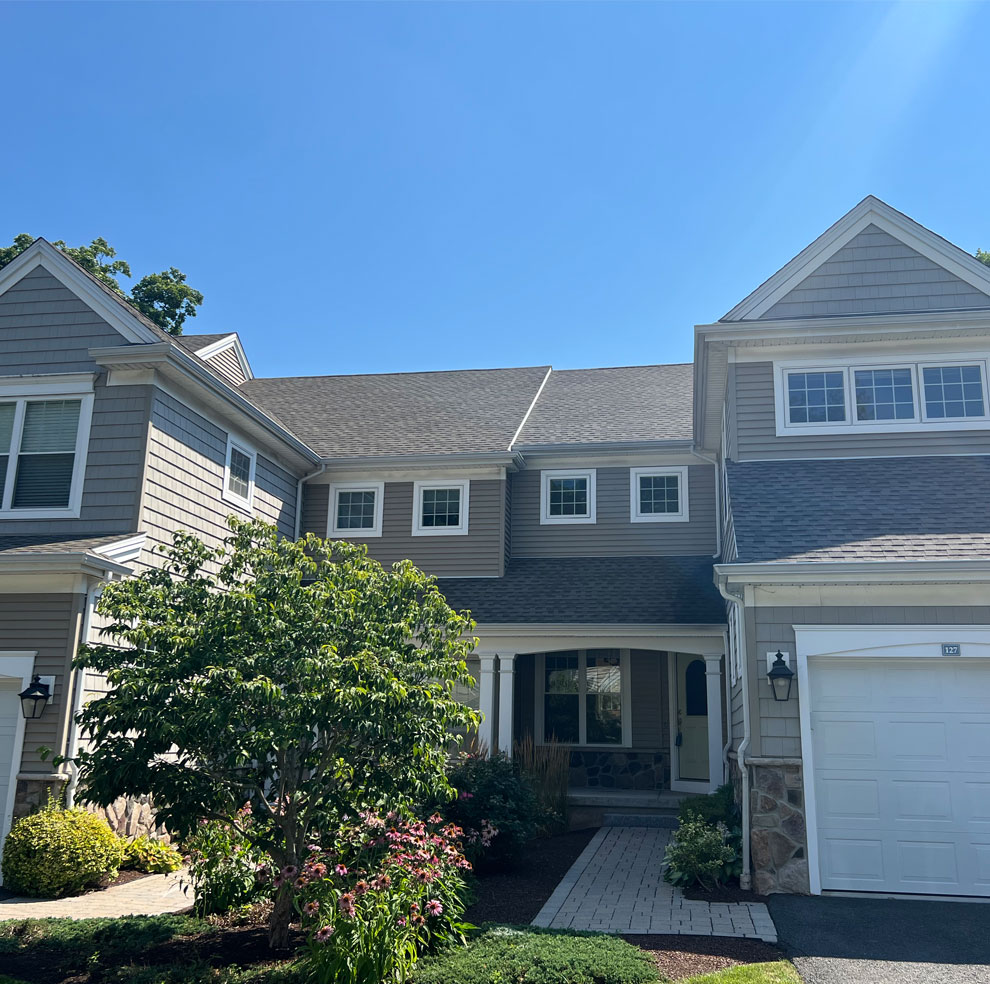 Gutters services in Hartford